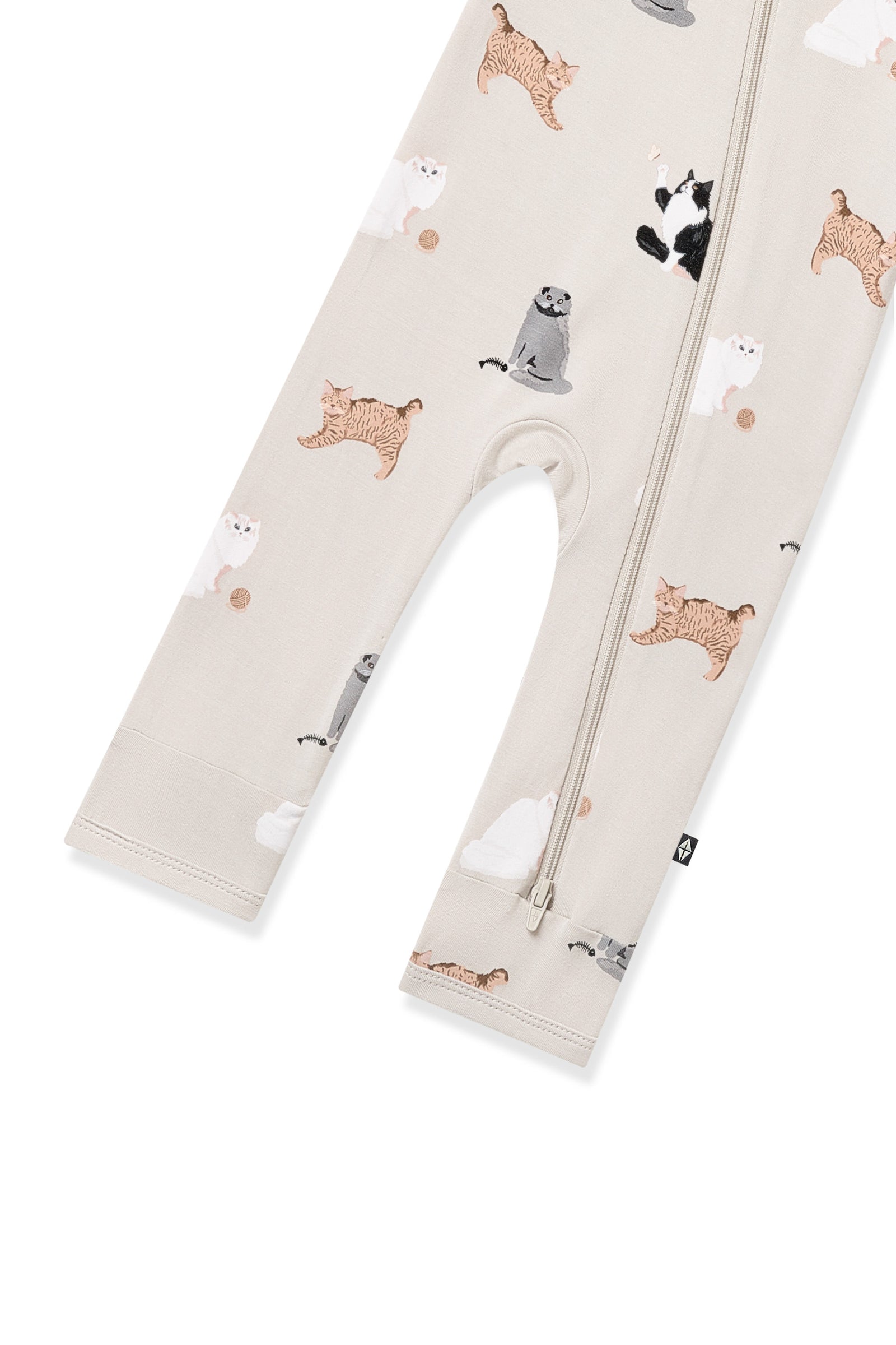 Zippered Romper in Fluffy Cat - Image 7