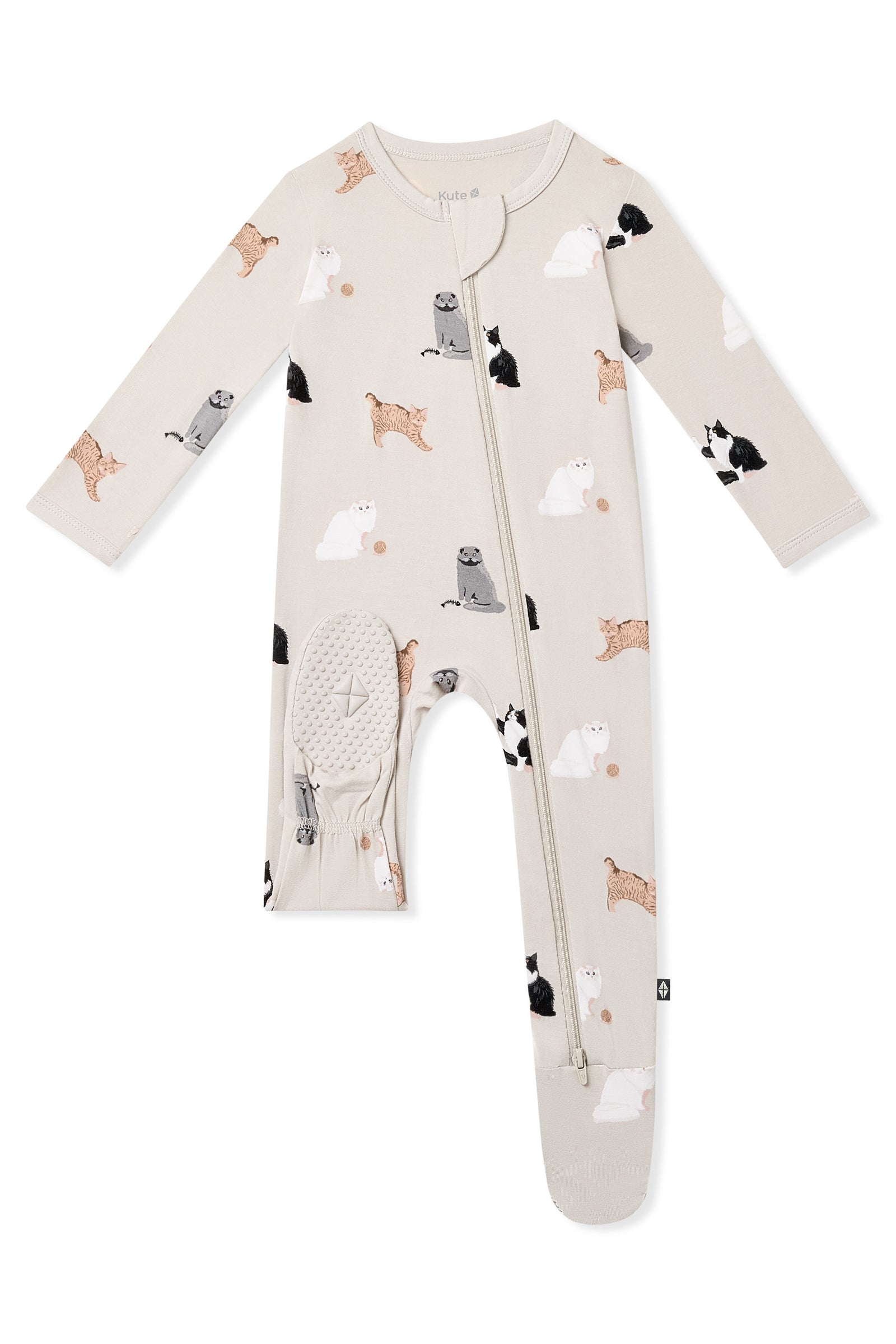 Zippered Footie in Fluffy Cat - Image 7