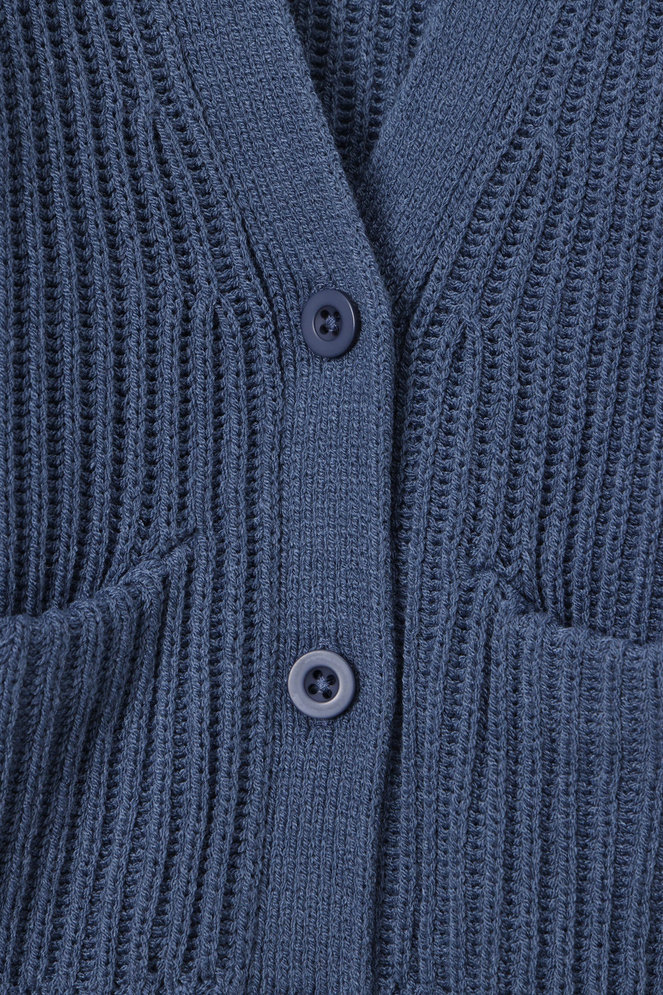 Chunky Knit Oversized Cardigan in Oxford - Image 8