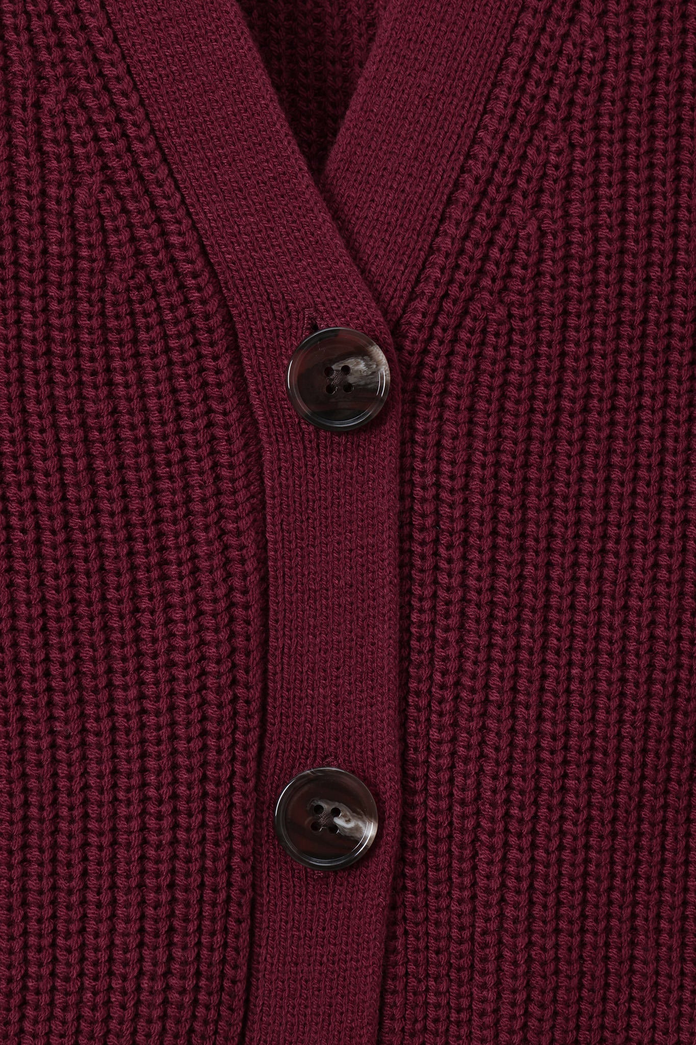 Chunky Knit Women's Cropped Cardigan in Burgundy - Image 6