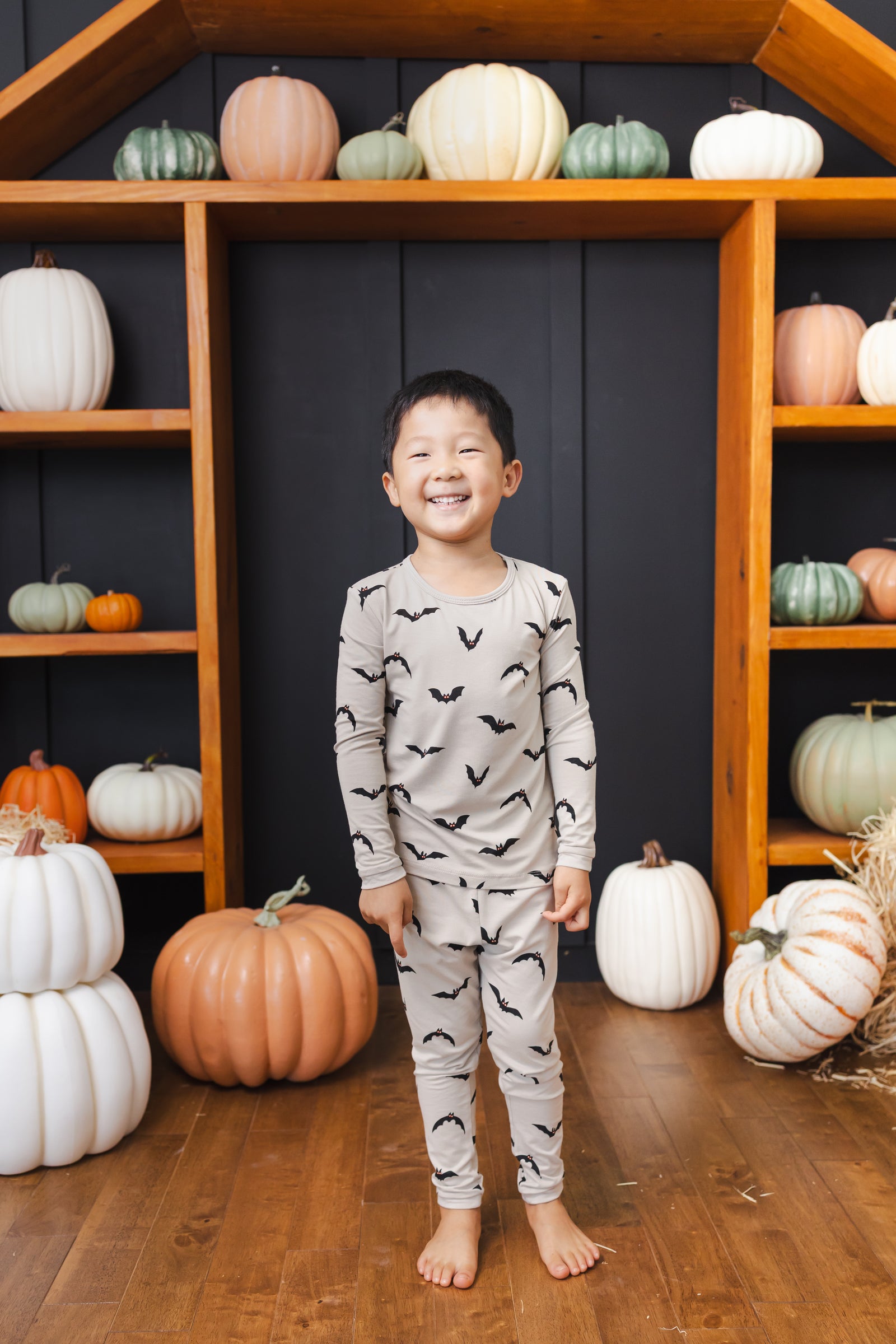 Long Sleeve Pajamas in Bats - Image 3