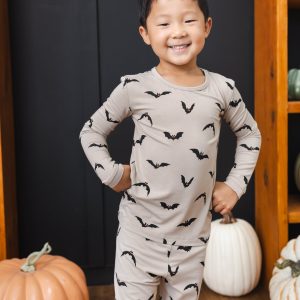 Long Sleeve Pajamas in Bats
