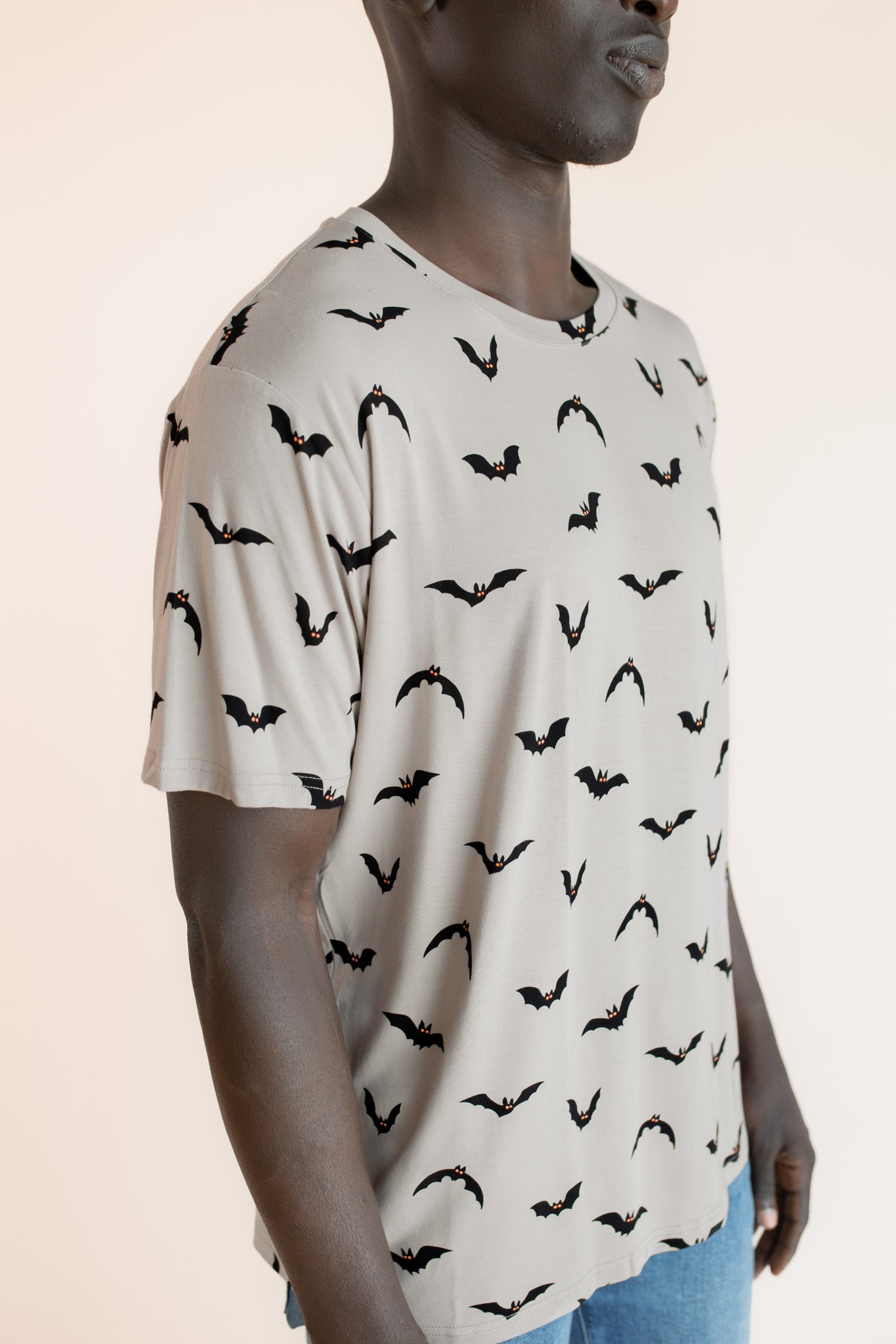 Men's Crew Neck Tee in Bats - Image 2