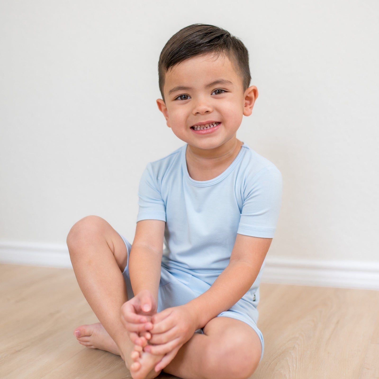 Short Sleeve Pajamas in Breeze - Image 6