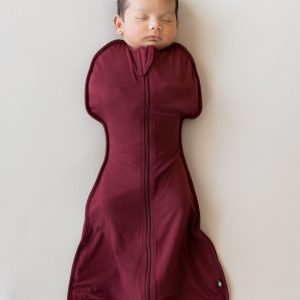 Swaddle Bag in Burgundy 0.5