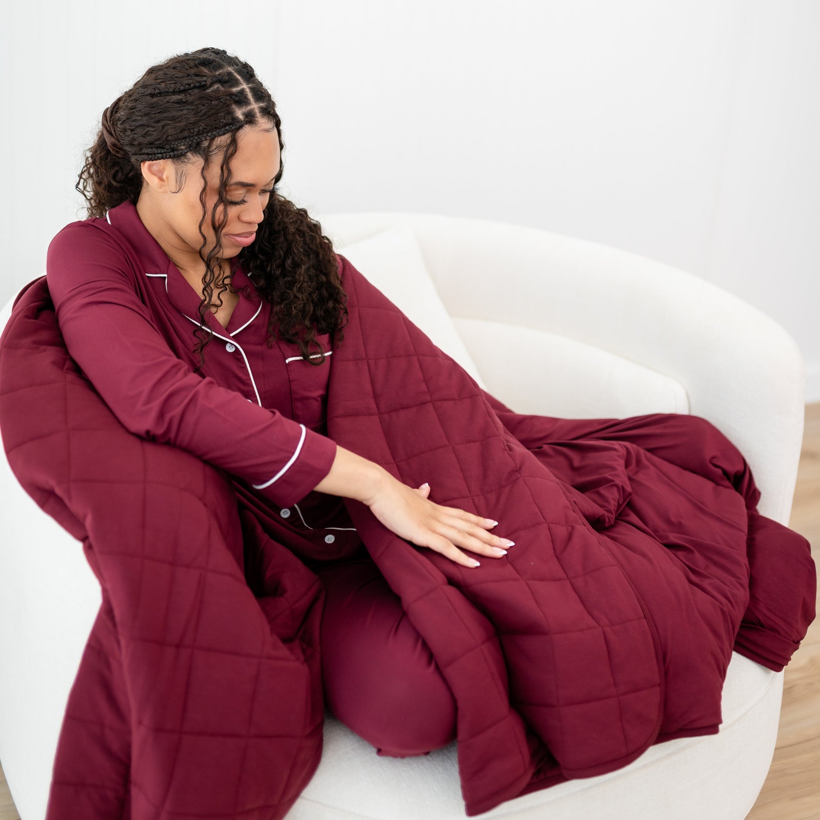 Adult Quilted Blanket in Burgundy 2.5 - Image 3