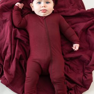Baby Blanket in Burgundy 1.0