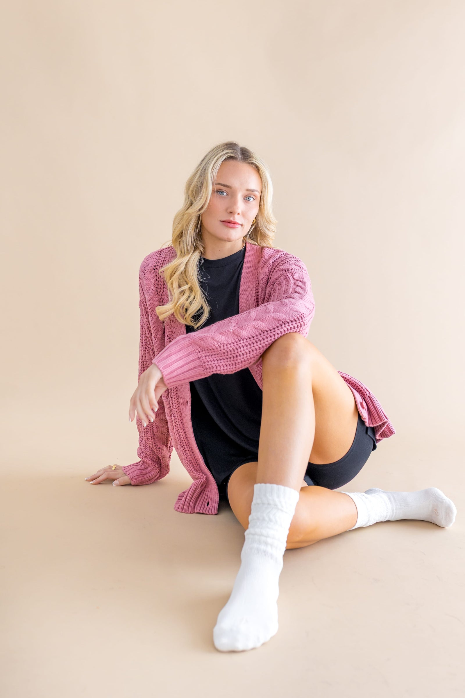 Adult Scrunch Socks in Cloud - Image 4