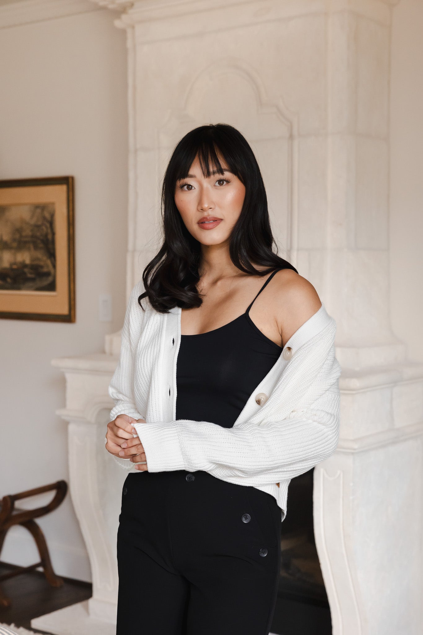 Chunky Knit Women's Cropped Cardigan in Cloud - Image 6