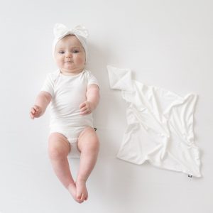 Kite Lovey in Cloud