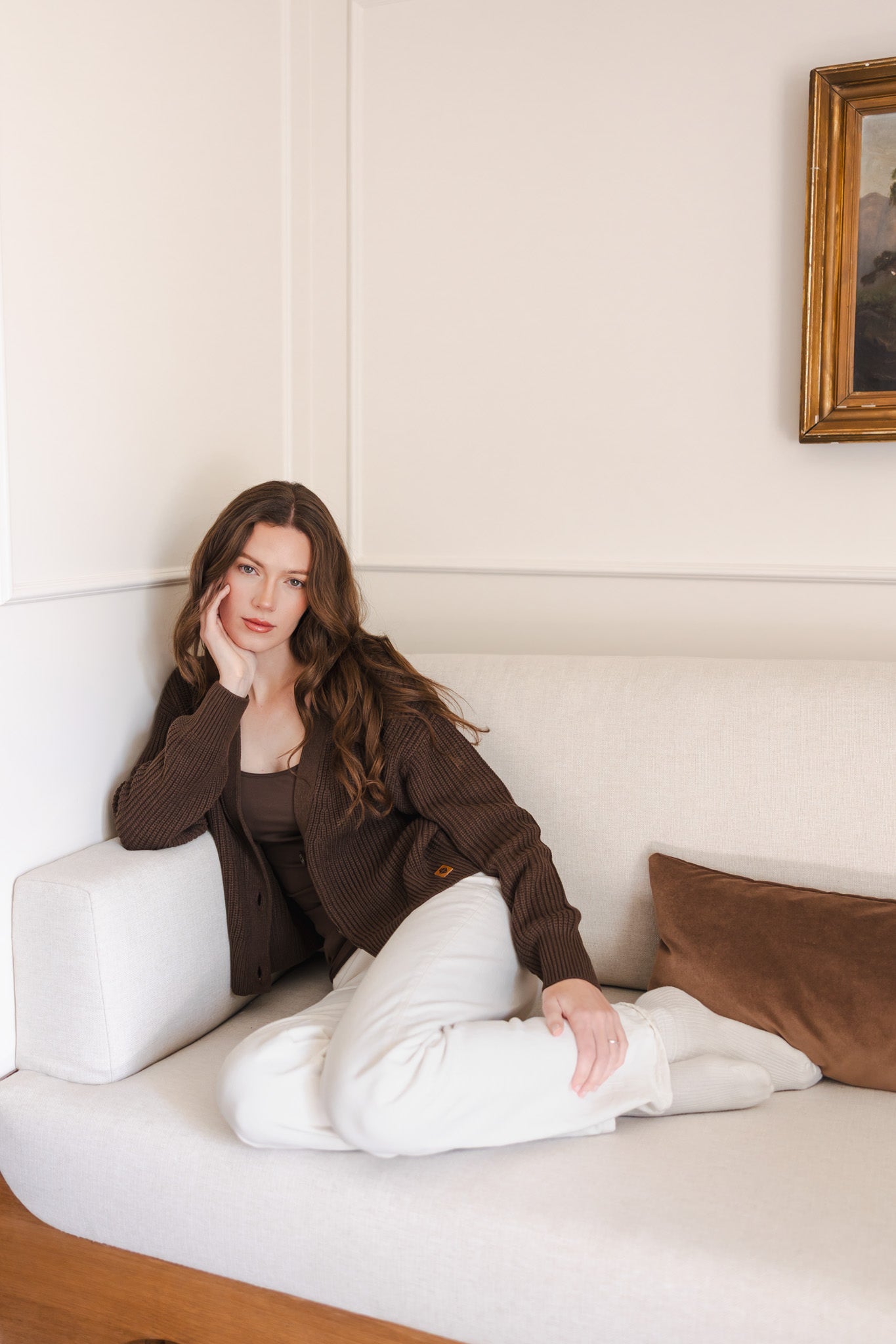 Chunky Knit Women's Cropped Cardigan in Espresso - Image 3