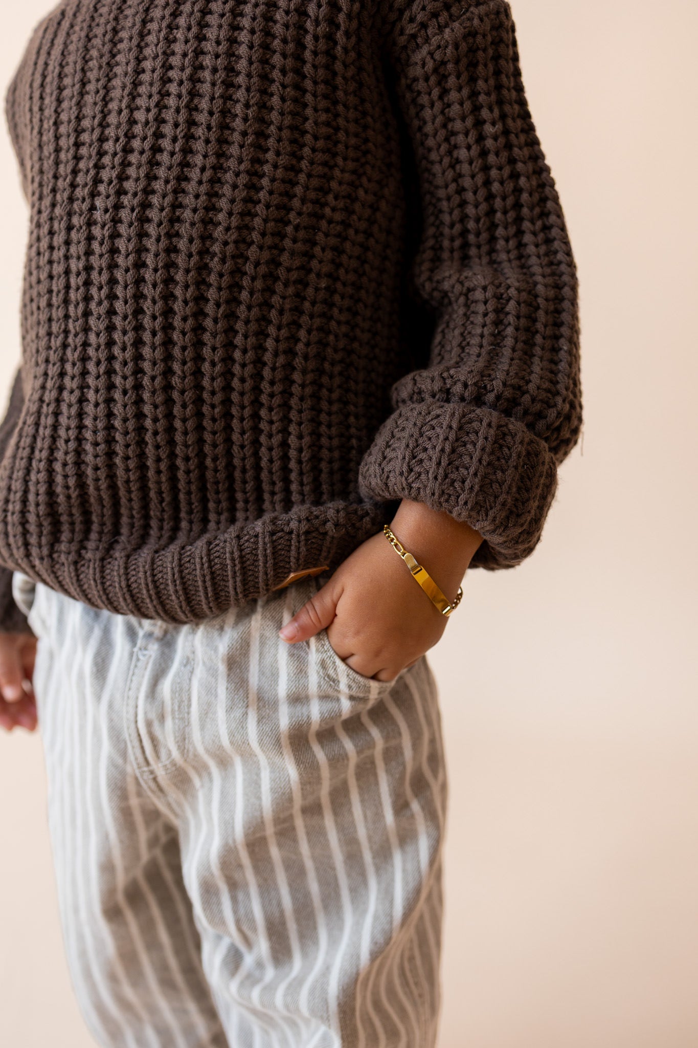 Chunky Knit Sweater in Espresso - Image 4