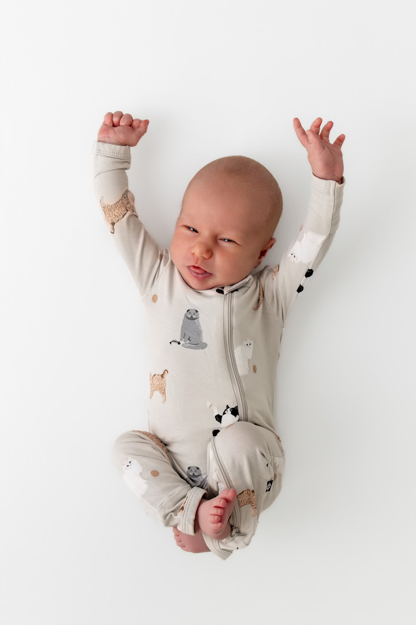 Zippered Romper in Fluffy Cat - Image 3