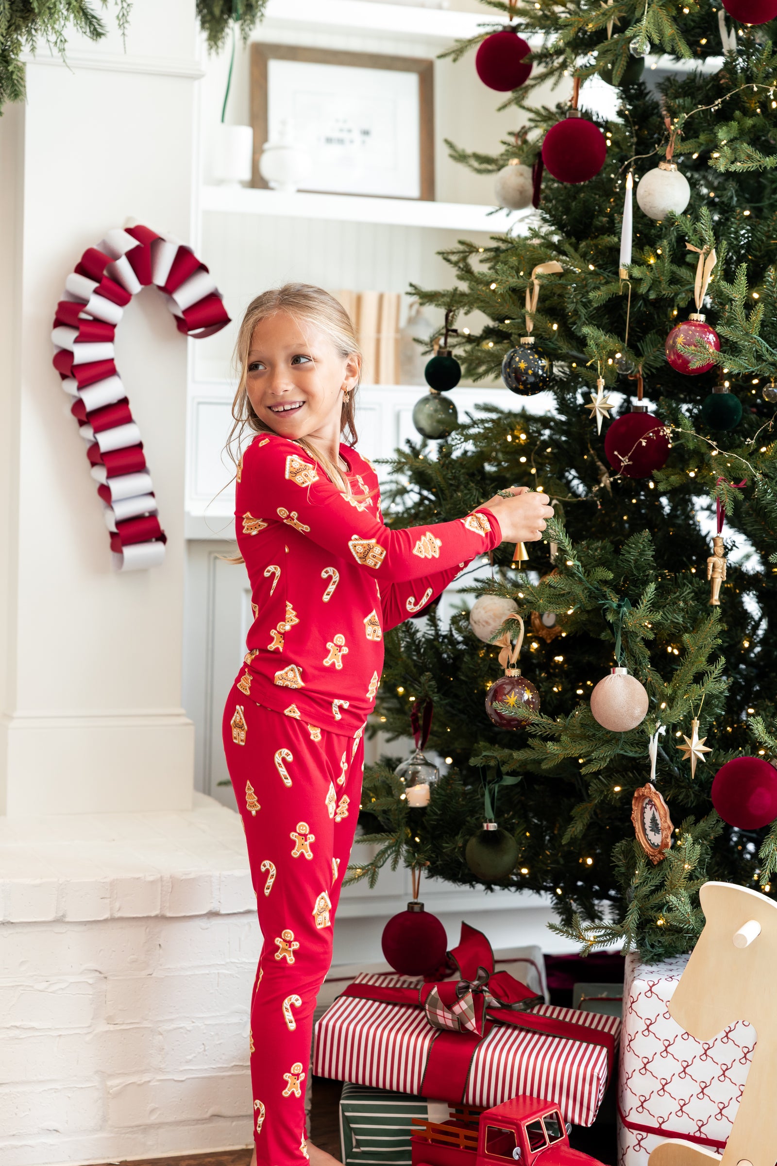 Long Sleeve Pajamas in Gingerbread - Image 7