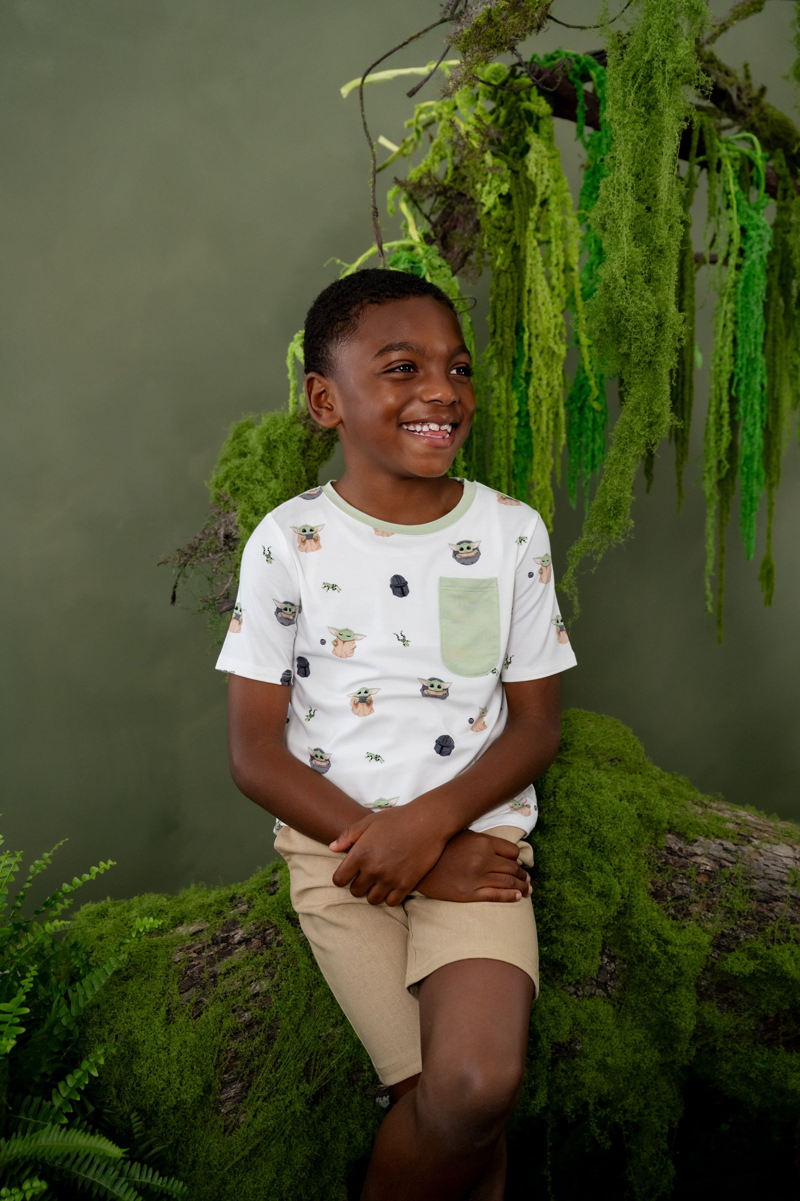 Toddler Crew Neck Tee in Grogu™ - Image 4