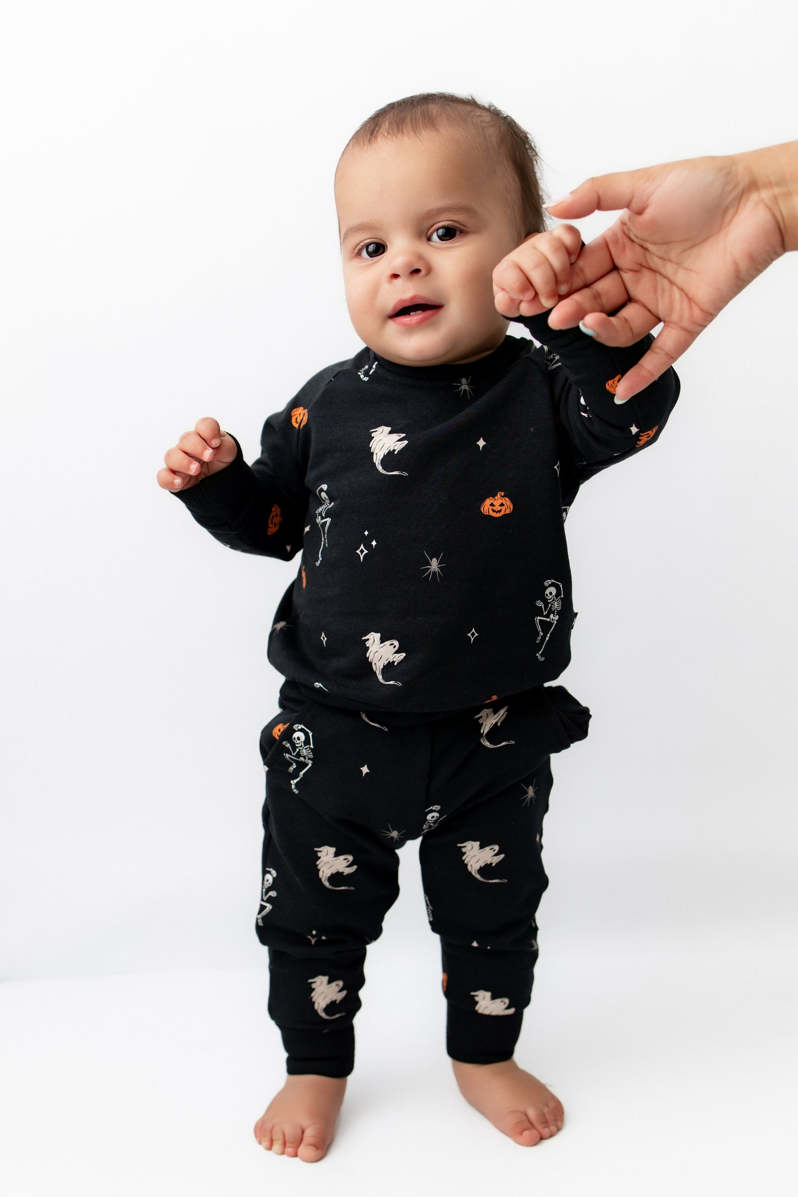Long Sleeve Jogger Set in Halloween Friends - Image 4