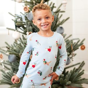 Long Sleeve Pajamas in Holiday Pups