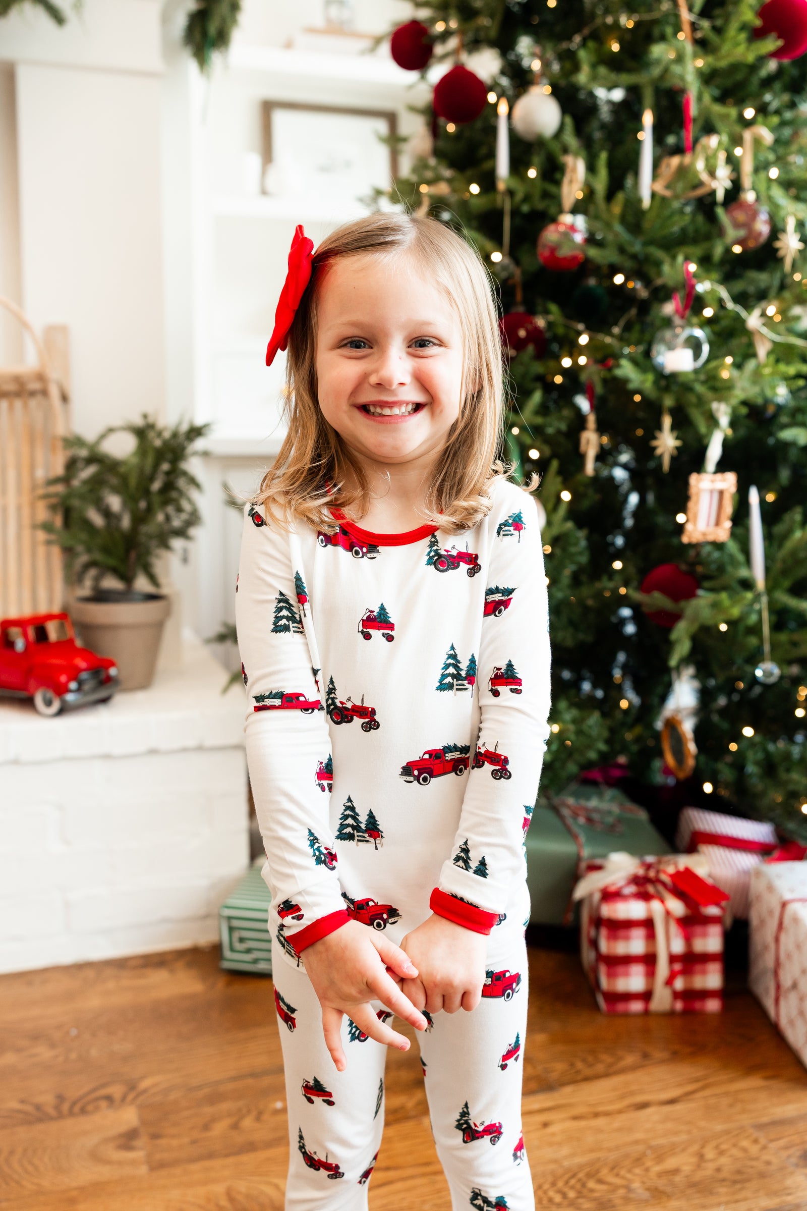 Long Sleeve Pajamas in Holiday Tree Farm - Image 7