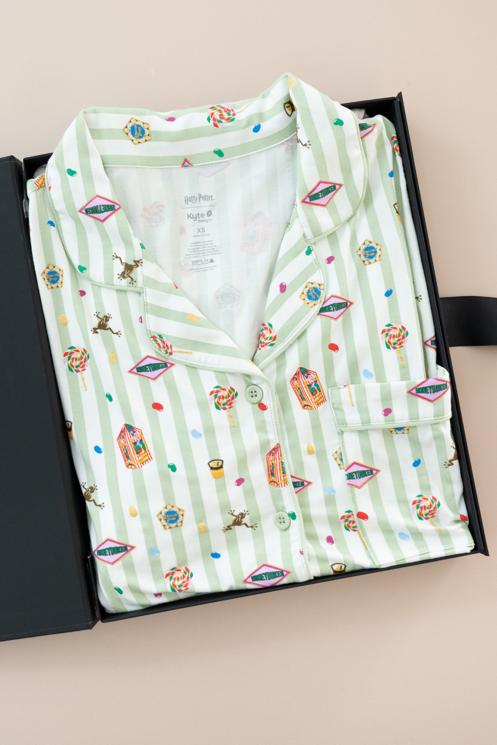 Women's Short Sleeve Pajama Set in Honeydukes - Image 3