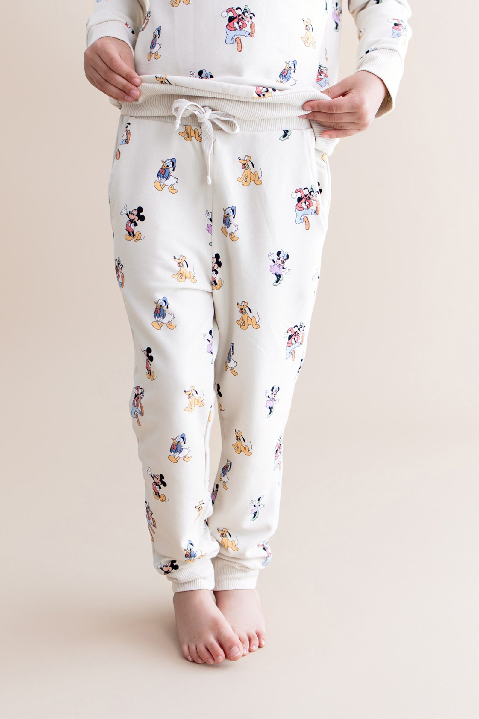 Long Sleeve Jogger Set in Mickey Mouse and Friends - Image 7