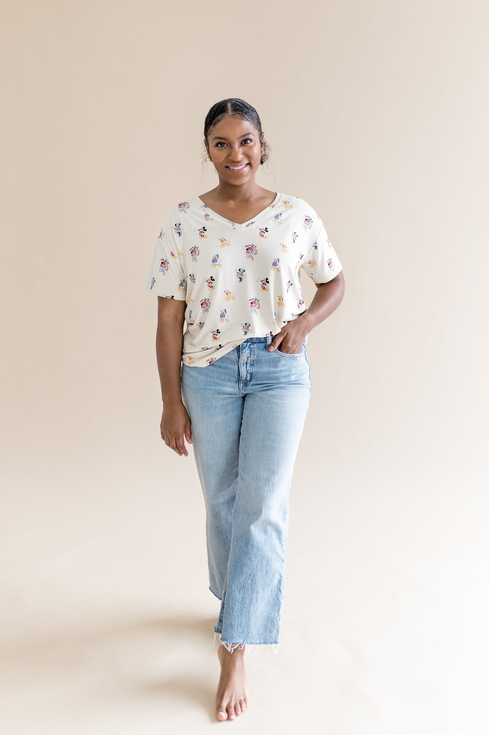 Women's Oversized V-Neck Tee in Mickey Mouse and Friends - Image 4