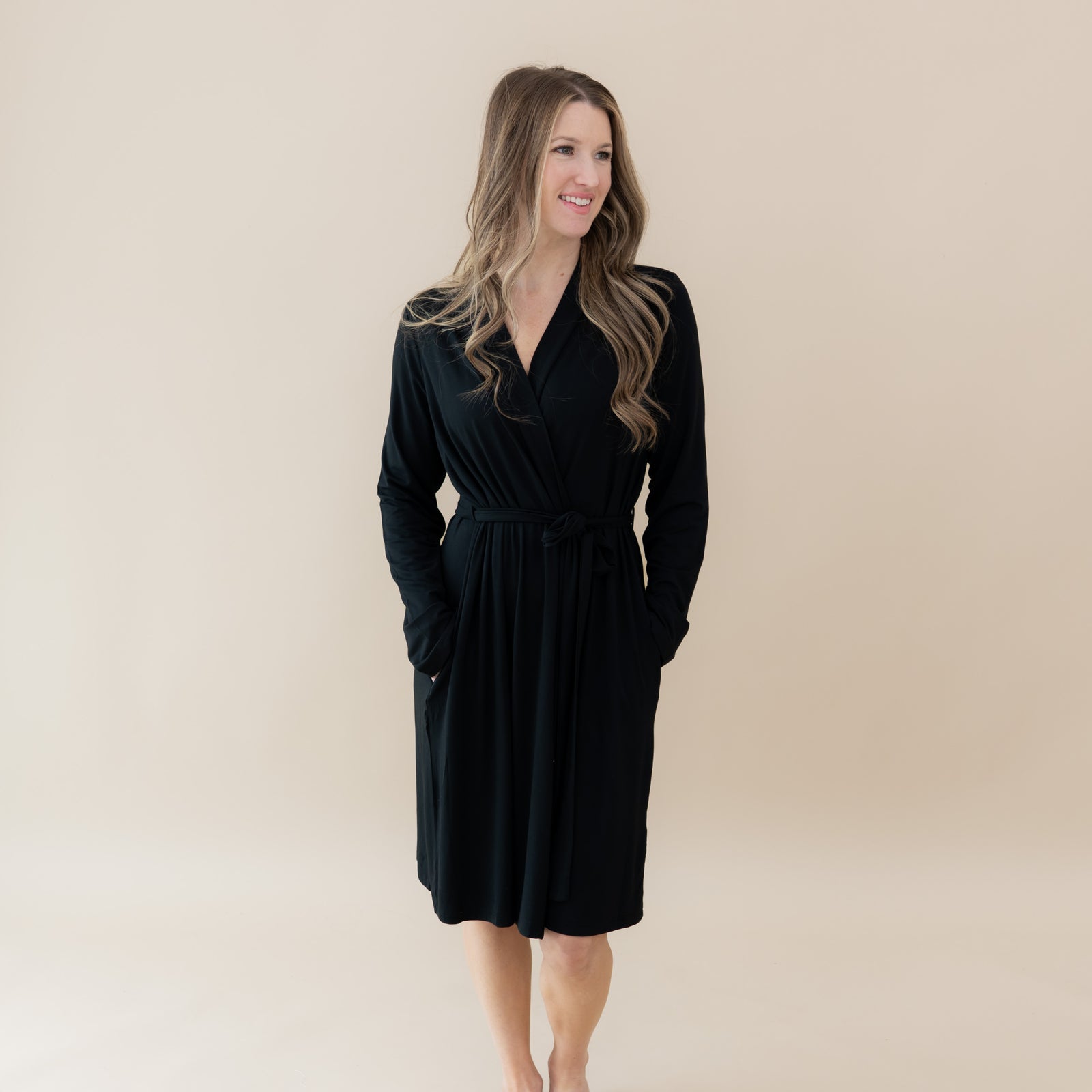 Women’s Lounge Robe in Midnight - Image 2
