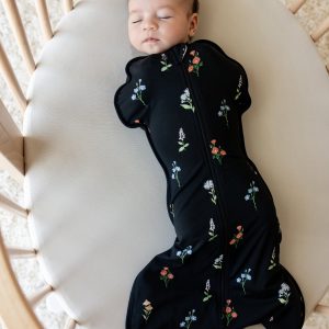 Swaddle Bag in Midnight Wildflower 0.5