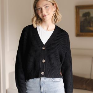 Chunky Knit Women's Cropped Cardigan in Midnight