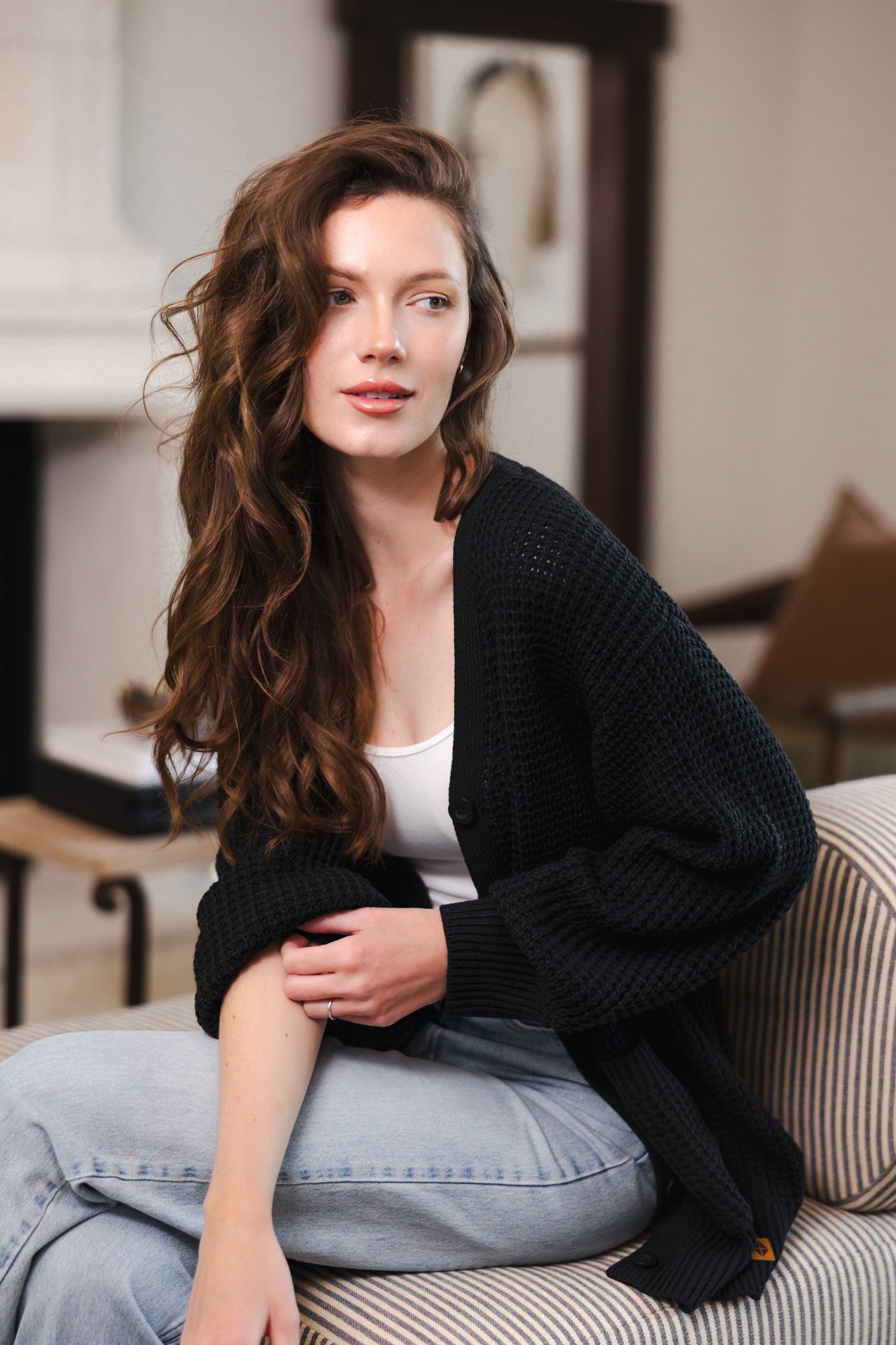 Chunky Knit Women's Waffle Cardigan in Midnight - Image 2