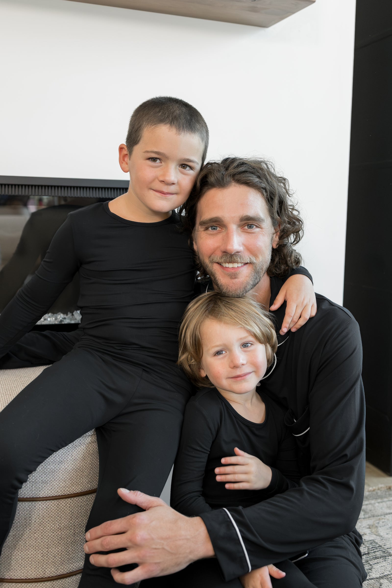 Men's Long Sleeve Pajama Set in Midnight - Image 4