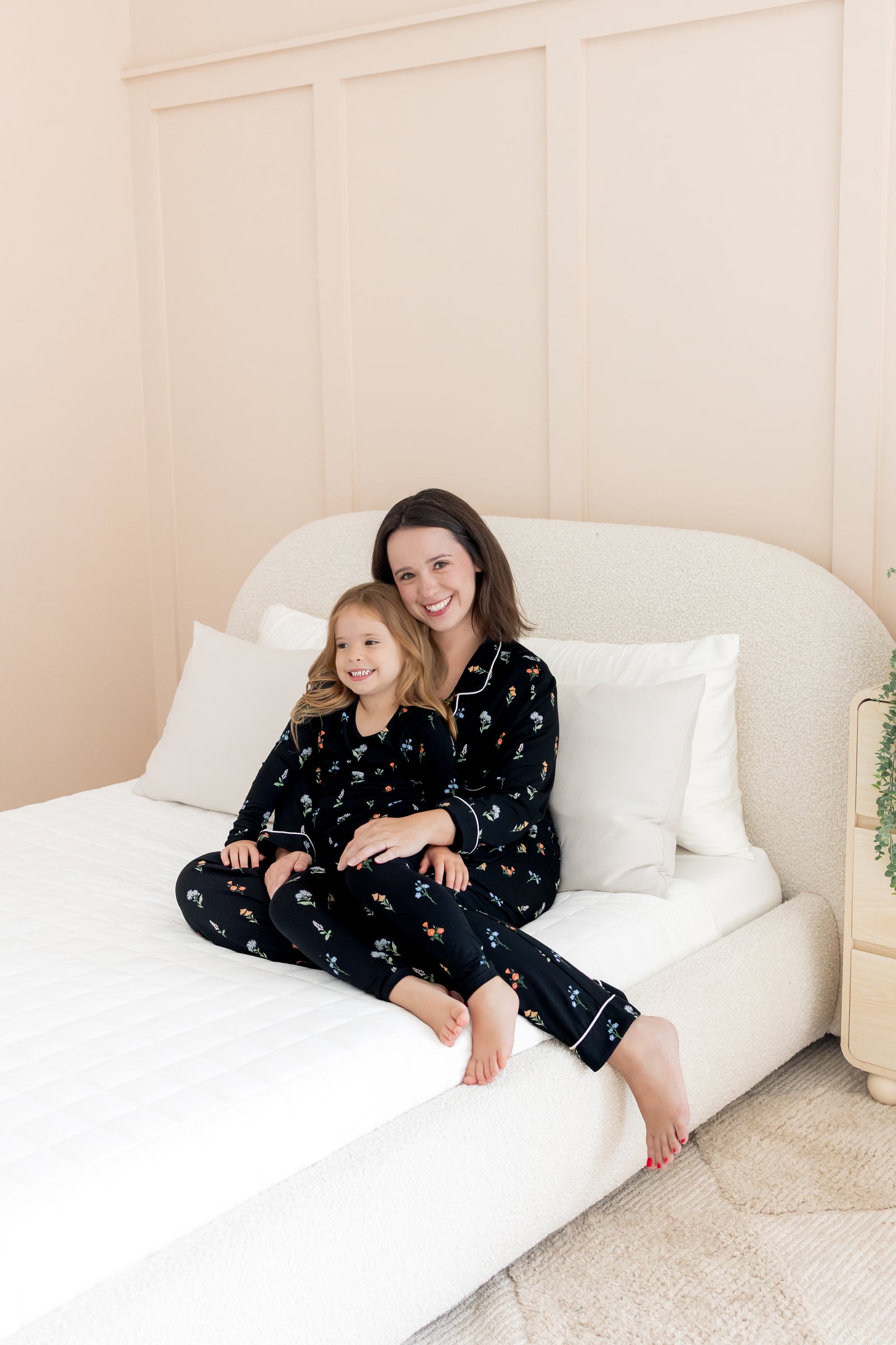 Long-Sleeved Women's Pajama Set in Midnight Wildflower - Image 3