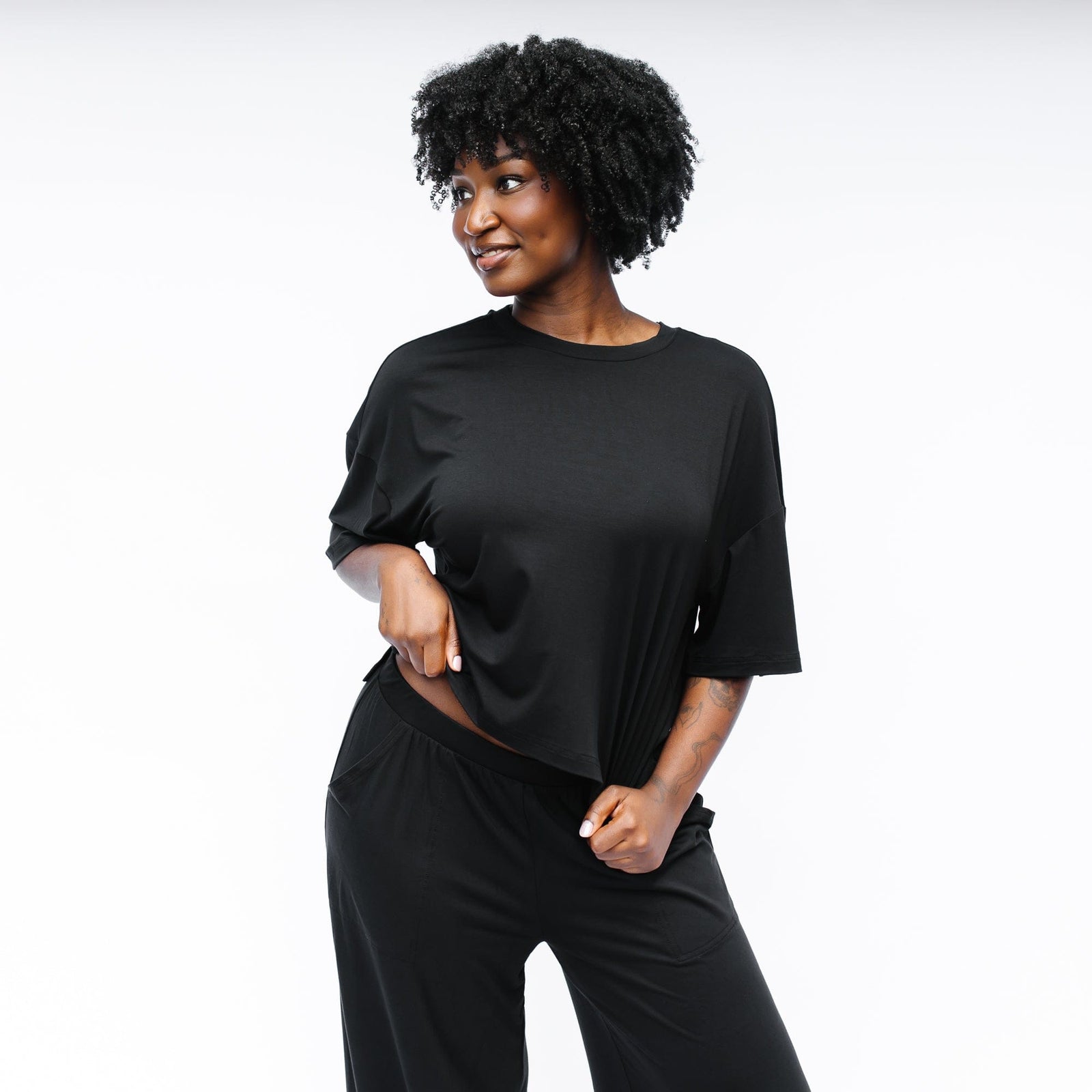 Women's Short Sleeve Boxy Tee in Midnight - Image 3