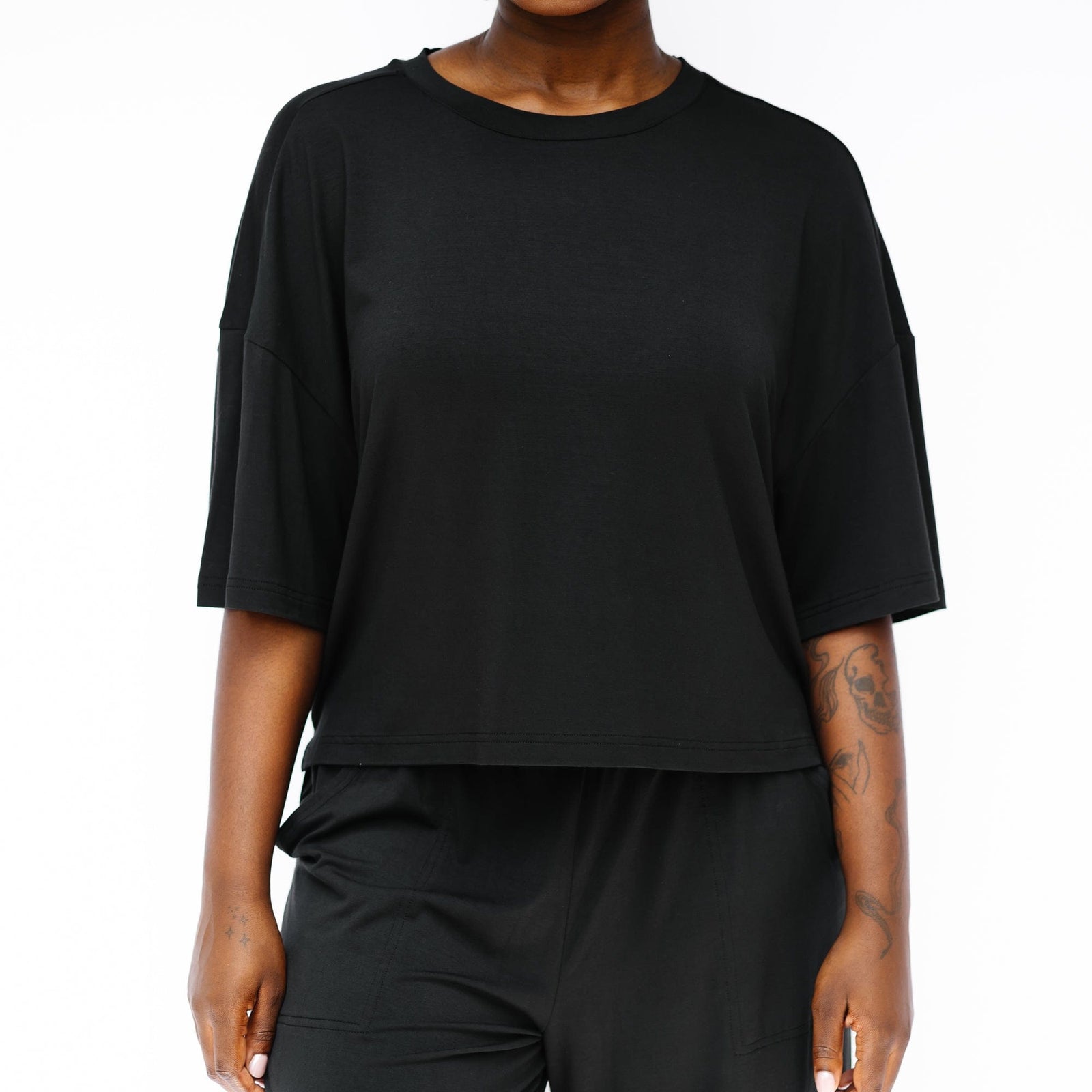 Women's Short Sleeve Boxy Tee in Midnight