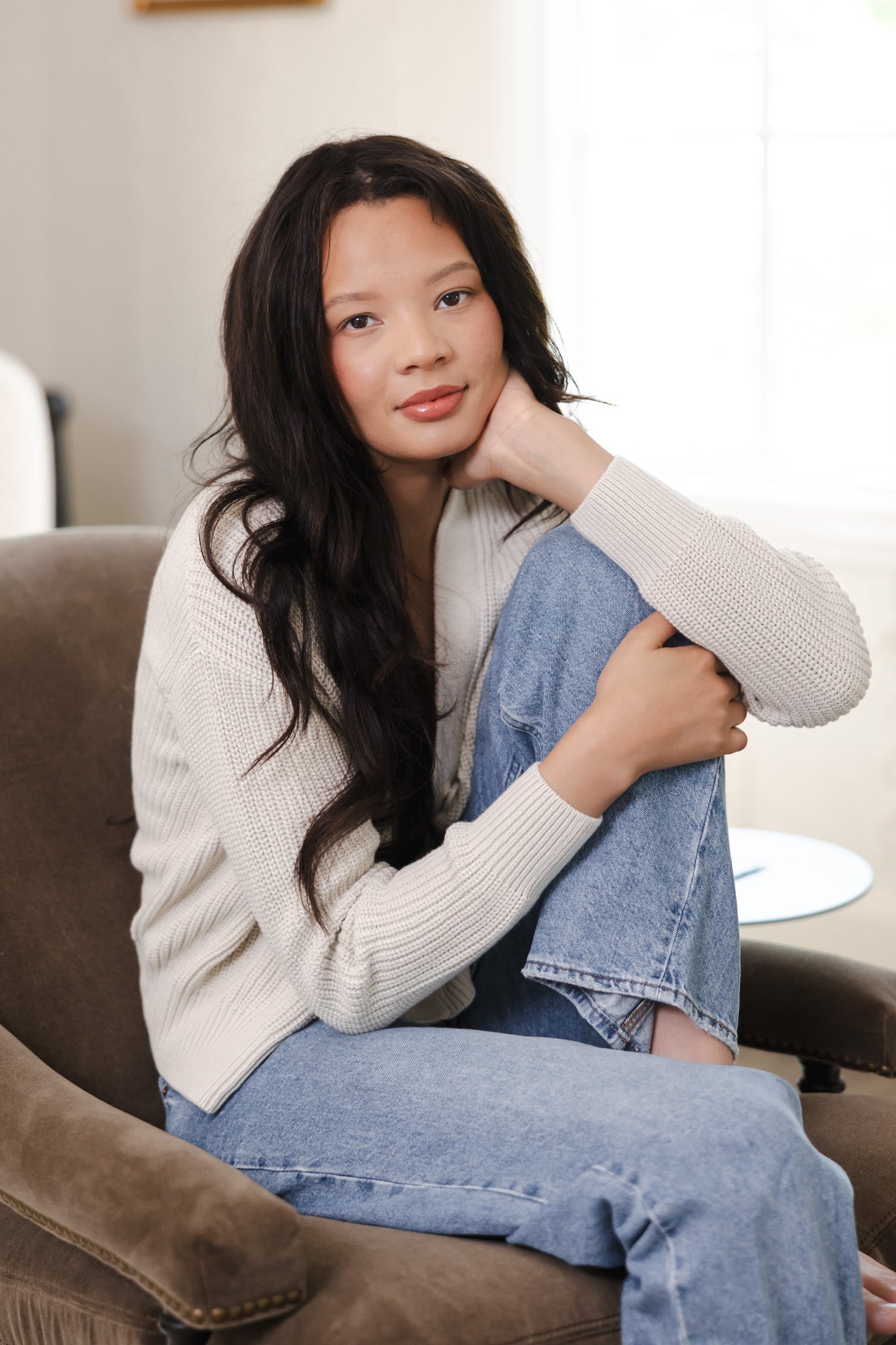 Chunky Knit Women's Cropped Cardigan in Oat - Image 5