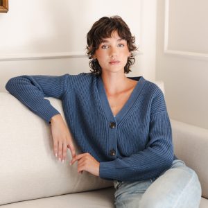 Chunky Knit Women's Cropped Cardigan In Oxford