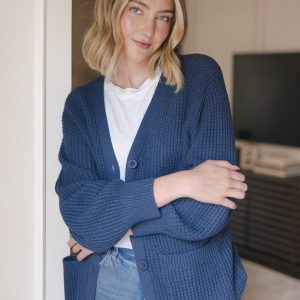 Chunky Knit Women's Waffle Cardigan in Oxford