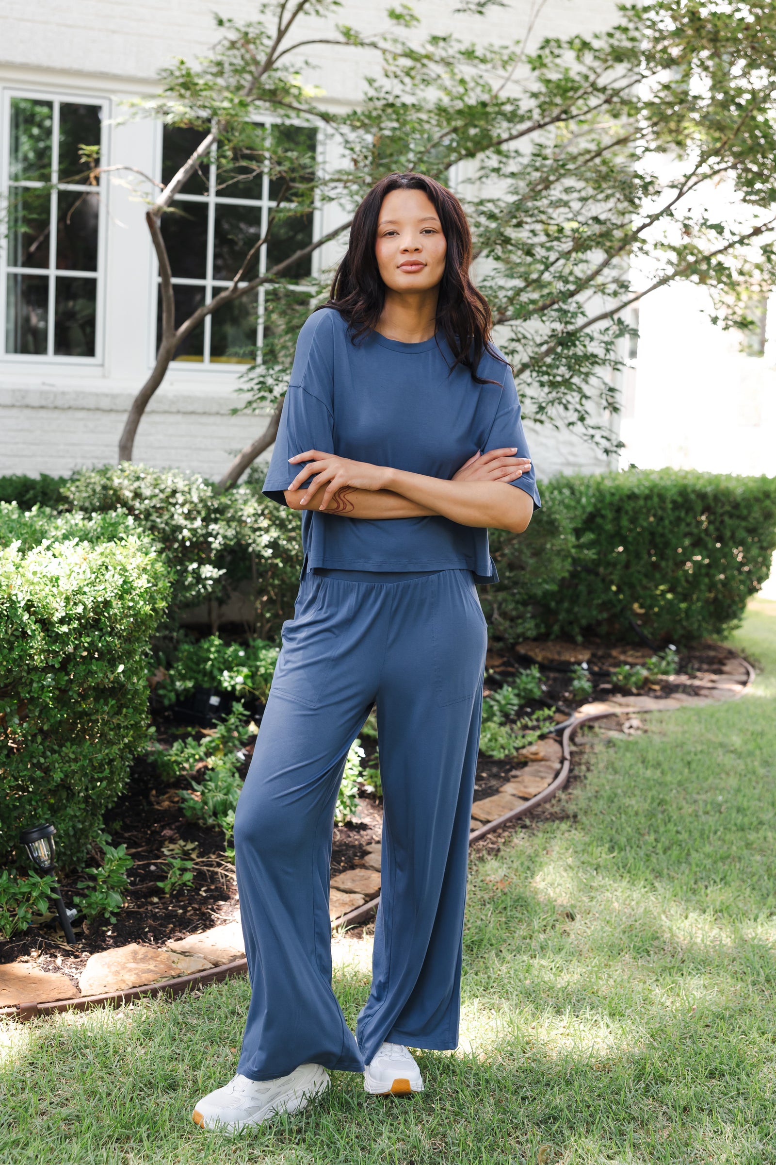 Women's Short Sleeve Boxy Tee in Oxford - Image 3