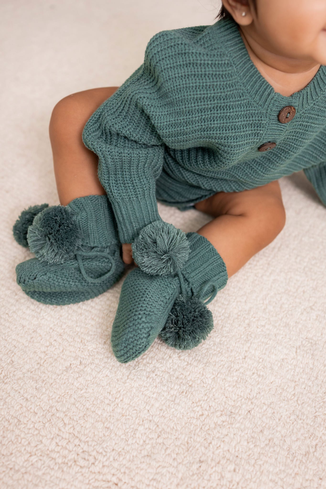 Chunky Knit Romper Set with Beanie & Booties in Pine - Image 3