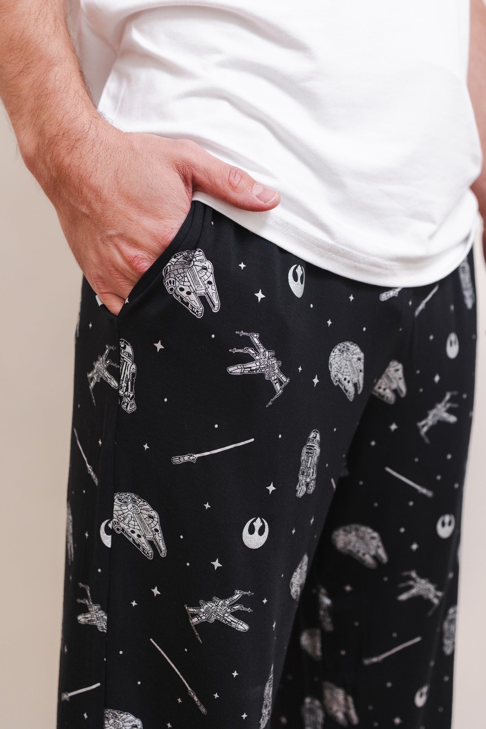 Men's Lounge Pants in STAR WARS™ - Image 3