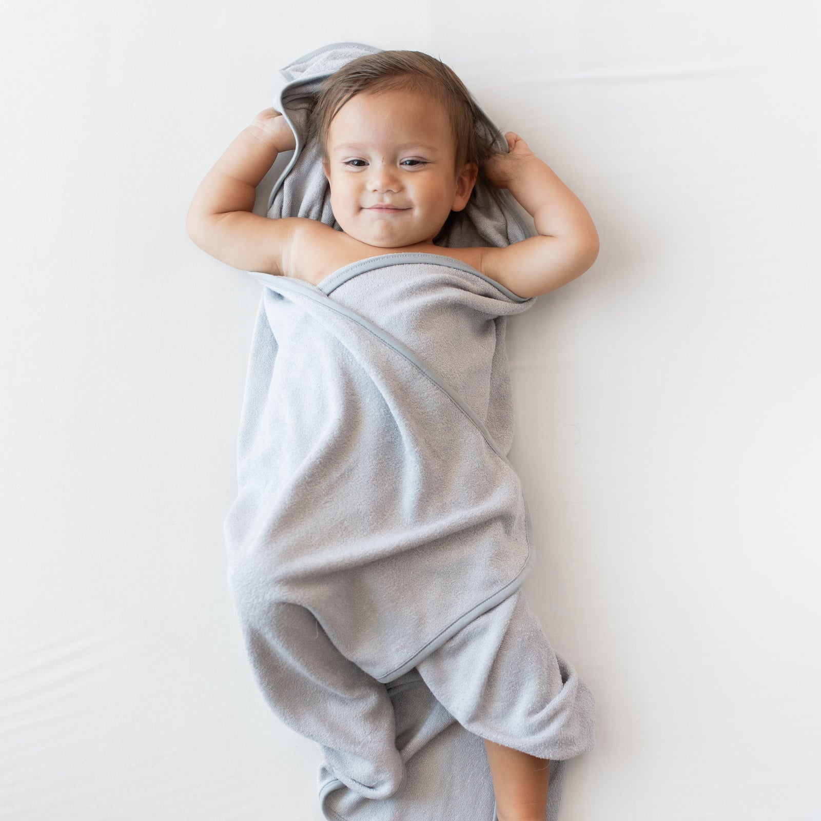Hooded Bath Towel in Storm - Image 3