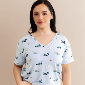 Women's Oversized V-Neck Tee in Take Off