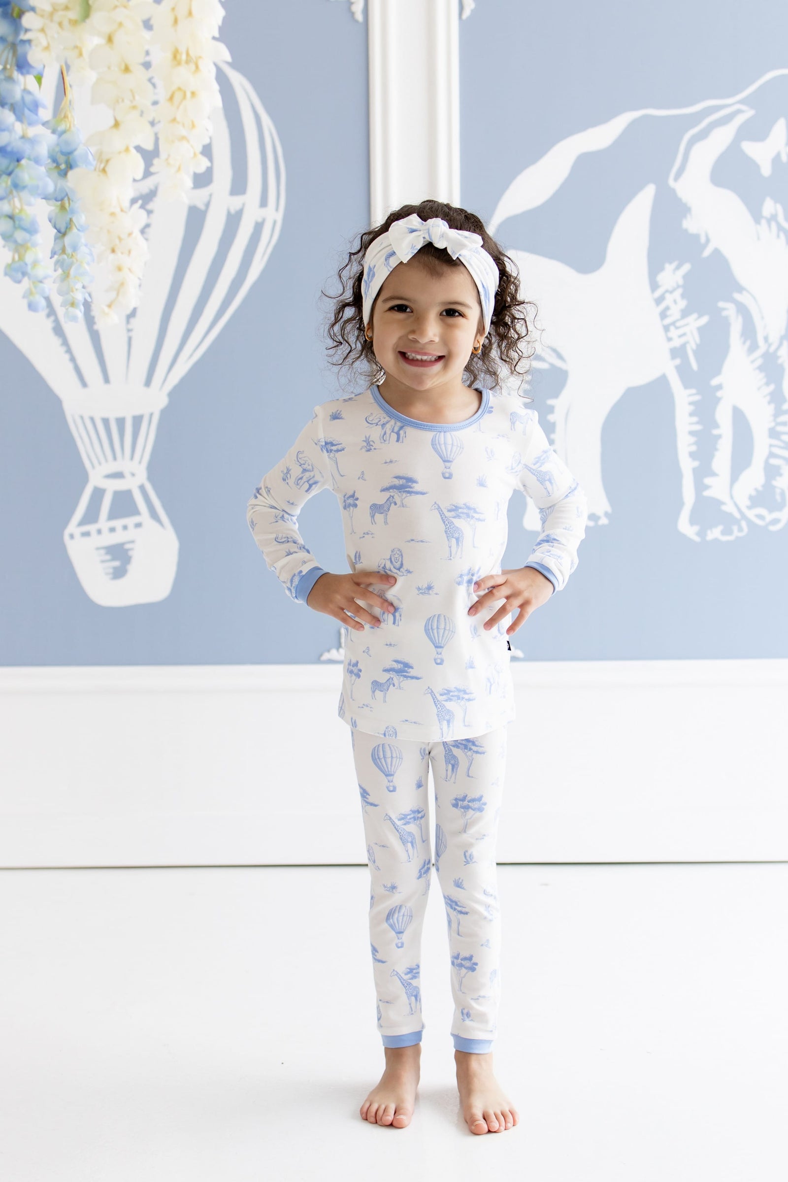 Long Sleeve Pajamas in Toile Safari - Image 6