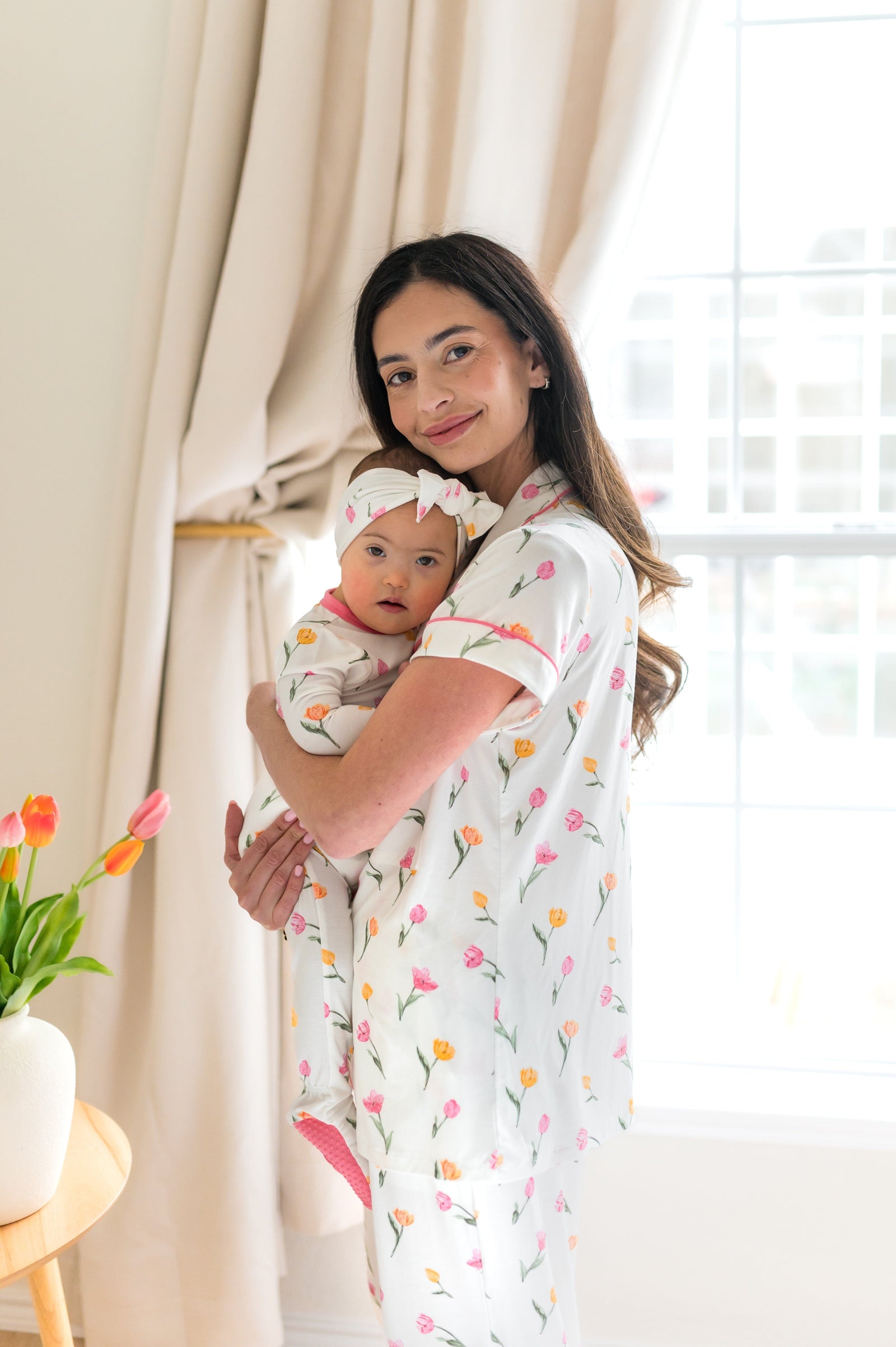 Women's Short Sleeve Cropped Pajama Set in Tulip - Image 2