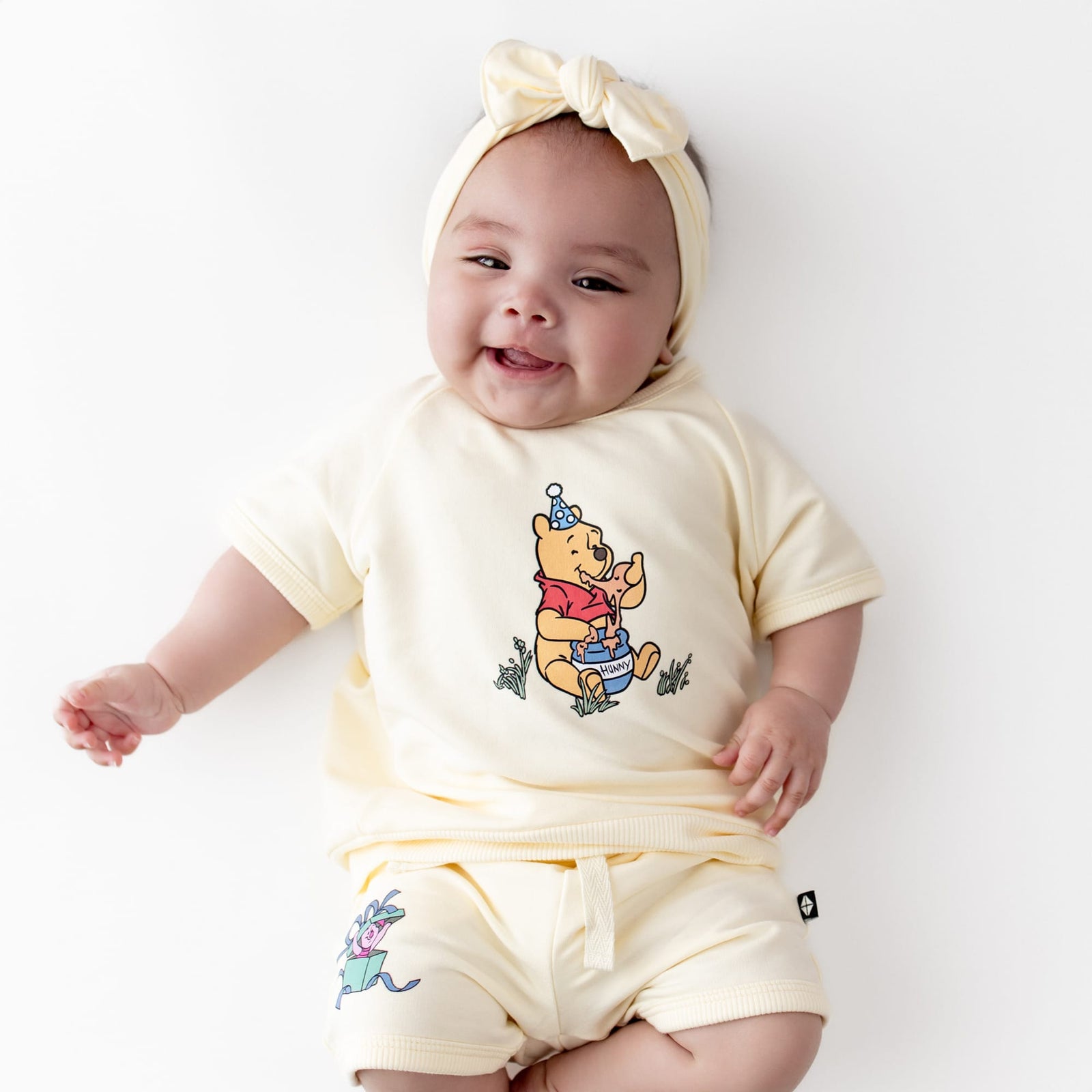 Short Sleeve Jogger Set in Winnie the Pooh on Chamomile - Image 3