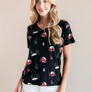 Women's Oversized V-Neck Tee in Winter Wonderland