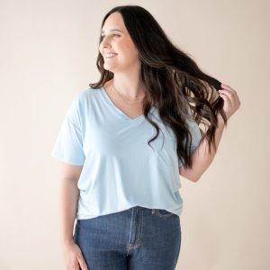 Women's Oversized V-Neck Tee in Breeze