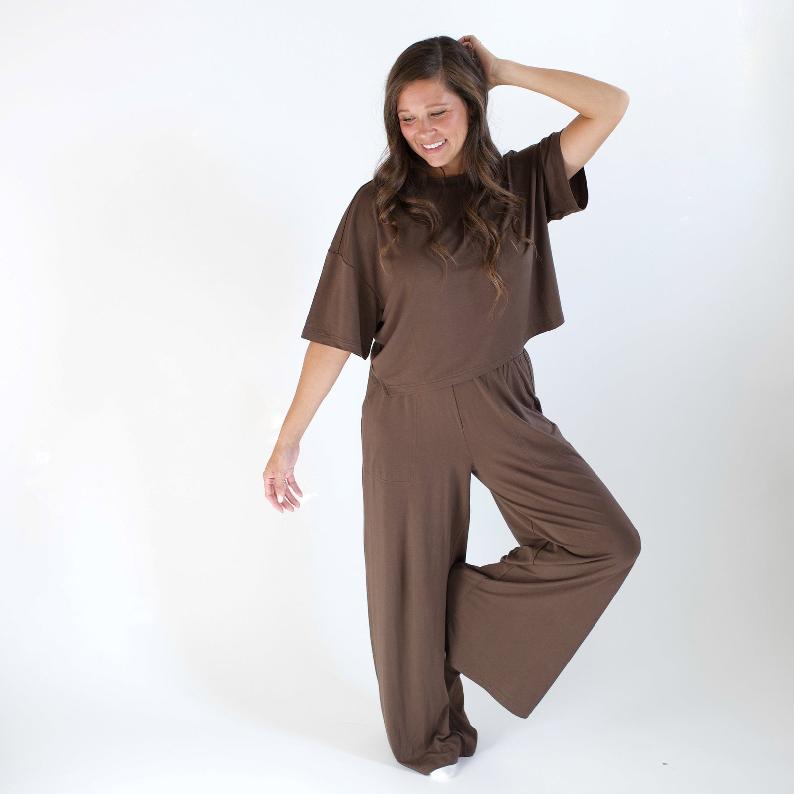 Women's Wide Leg Pant in Espresso - Image 3