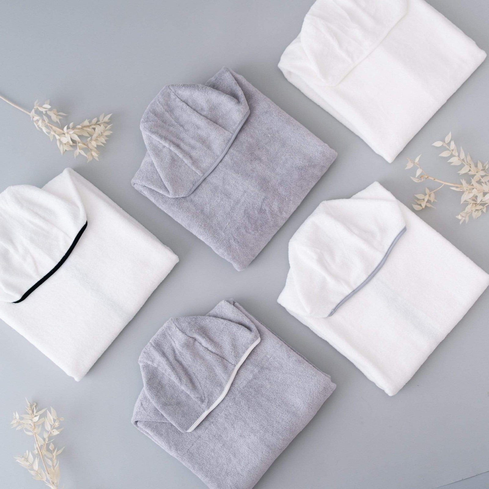 Toddler Hooded Bath Towel in Cloud with Storm Trim - Image 2