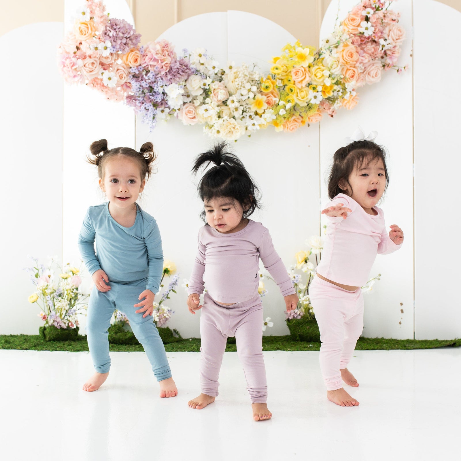 Long Sleeve Pajamas in Sakura - Image 3