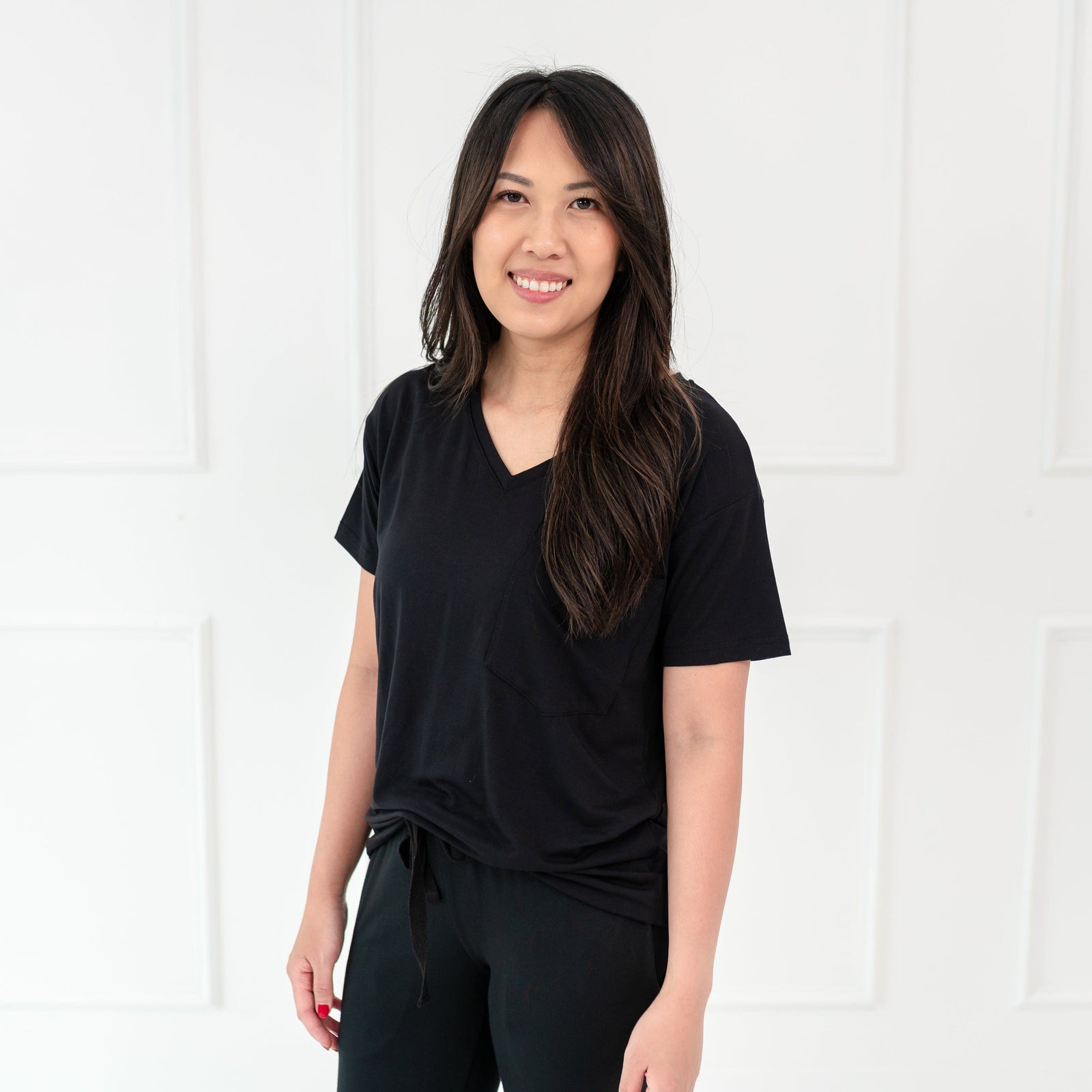 Women's Oversized V-Neck Tee in Midnight - Image 3